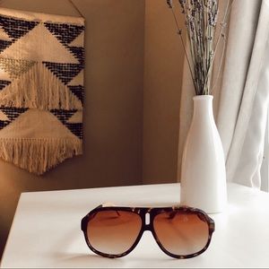 Goodr Tortoise Sunglasses